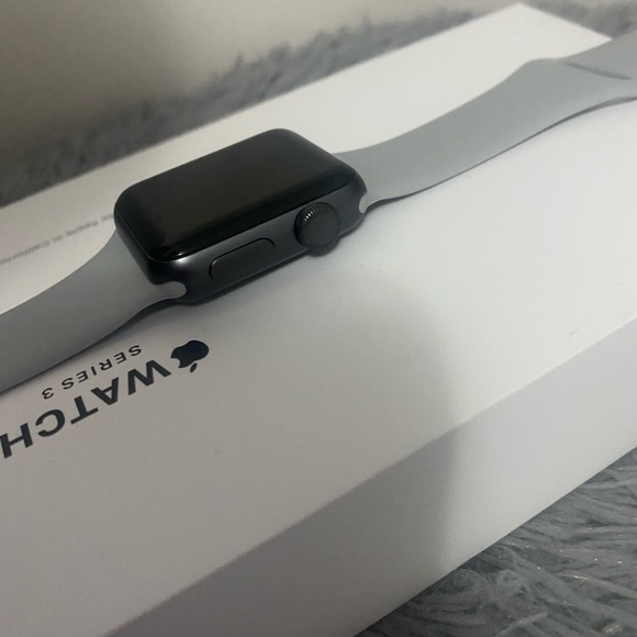 ‼️SOLD‼️ apple watch 38mm series 3 - Picture 5 of 9